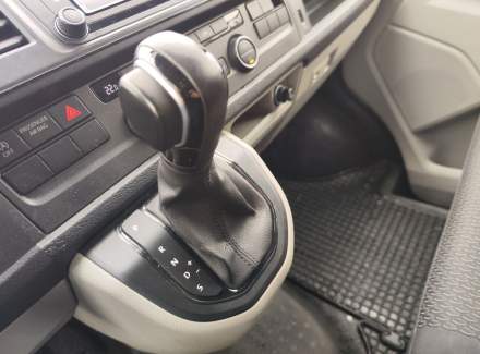 Volkswagen - Caravelle