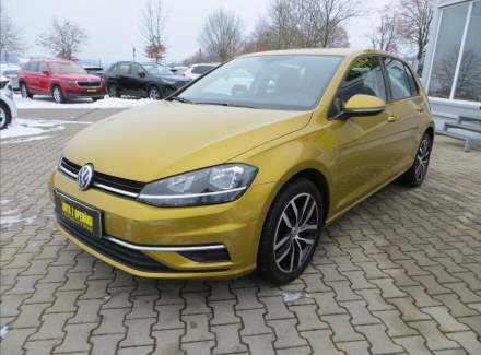 Volkswagen - Golf
