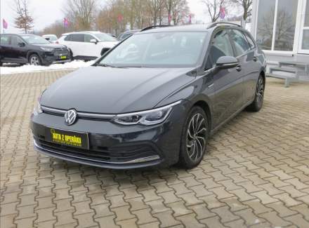 Volkswagen - Golf