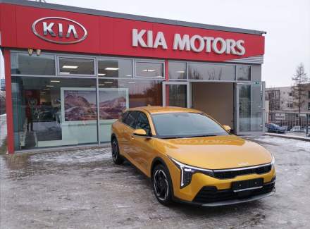 Kia - K4