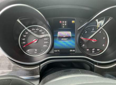 Mercedes-Benz - V-class