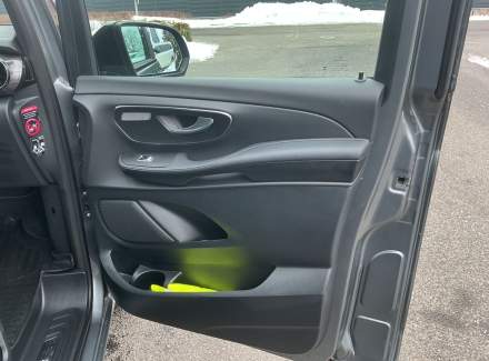 Mercedes-Benz - V-class