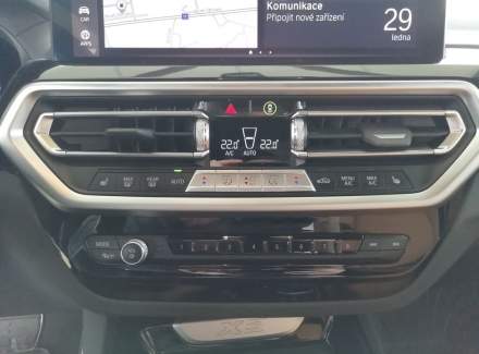 BMW - X3