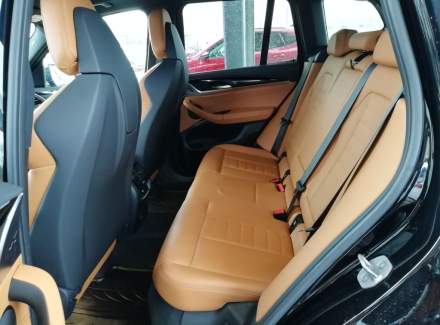 BMW - X3