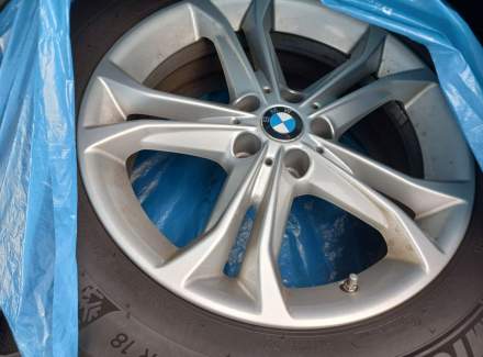 BMW - X3