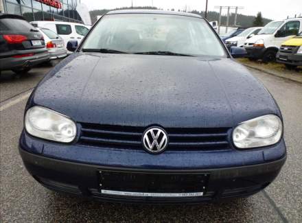 Volkswagen - Golf