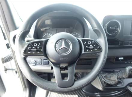Mercedes-Benz - Sprinter