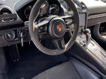 Porsche - Cayman
