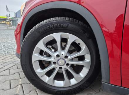 Mercedes-Benz - GLA