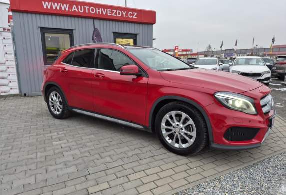 Mercedes-Benz - GLA