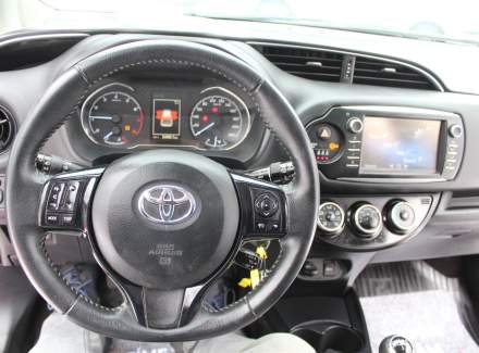 Toyota - Yaris