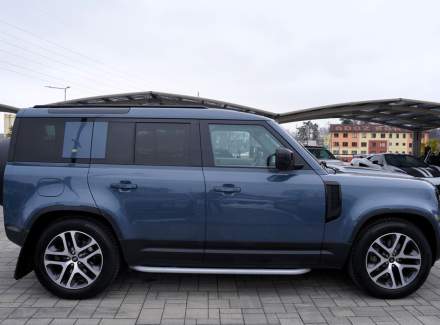 Land Rover - Defender