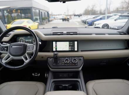 Land Rover - Defender