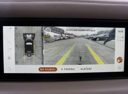 Land Rover - Defender