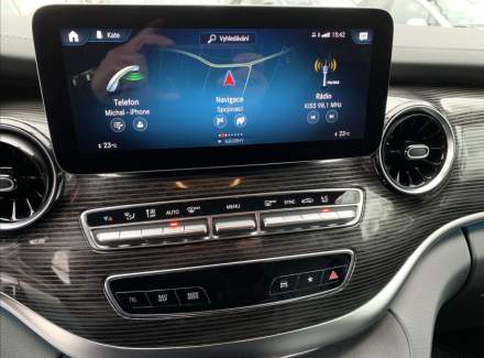 Mercedes-Benz - V-class