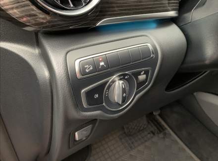 Mercedes-Benz - V-class