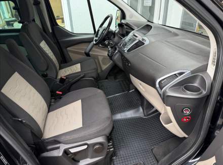 Ford - Tourneo Custom