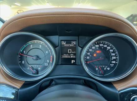 Jeep - Grand Cherokee