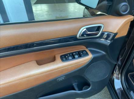 Jeep - Grand Cherokee