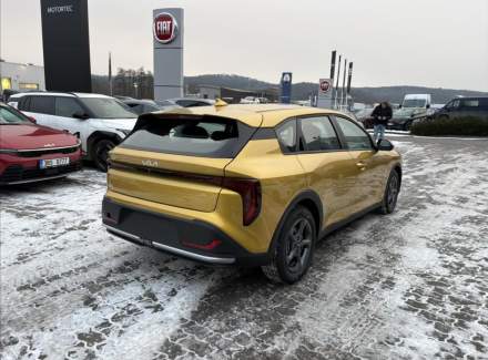 Kia - K4