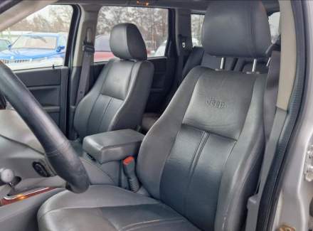 Jeep - Grand Cherokee