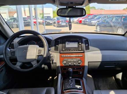 Jeep - Grand Cherokee