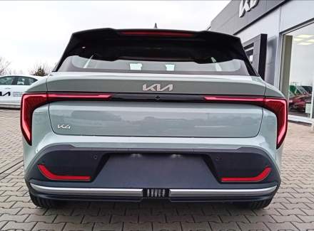 Kia - K4