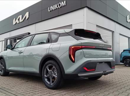 Kia - K4
