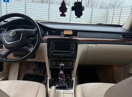 Škoda - Superb