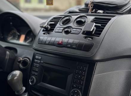 Mercedes-Benz - Vito