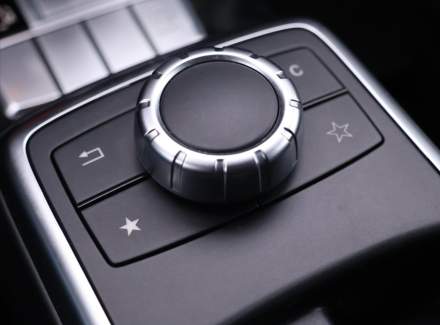 Mercedes-Benz - G-class