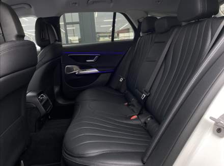 Mercedes-Benz - E-class