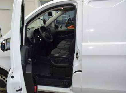 Mercedes-Benz - Vito