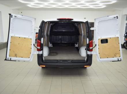Mercedes-Benz - Vito