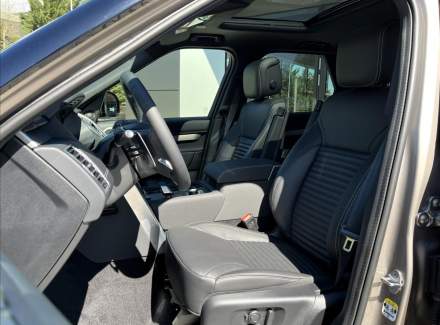 Land Rover - Discovery