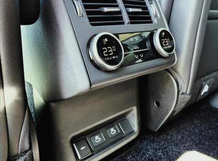 Land Rover - Discovery