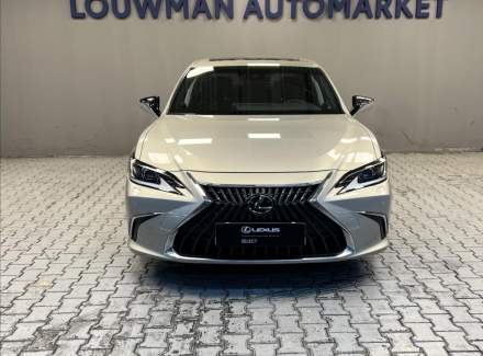 Lexus - ES