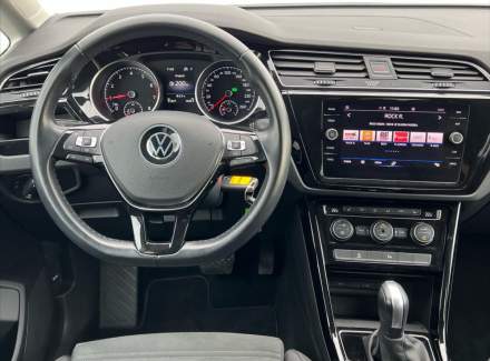 Volkswagen - Touran