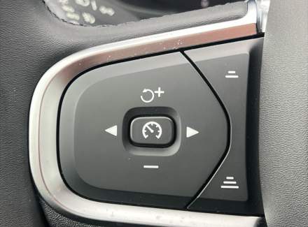 Volvo - XC60