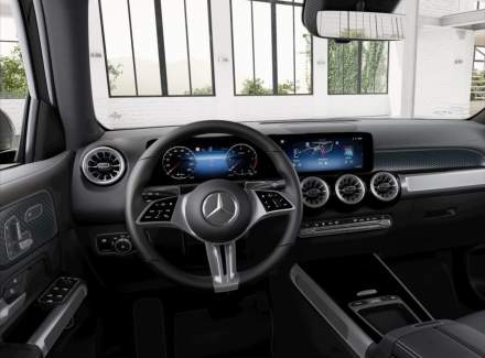 Mercedes-Benz - GLB