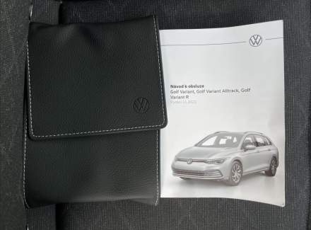 Volkswagen - Golf