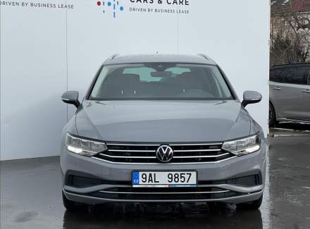 Volkswagen - Passat