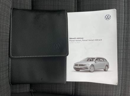 Volkswagen - Passat