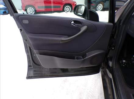 Mercedes-Benz - A-class