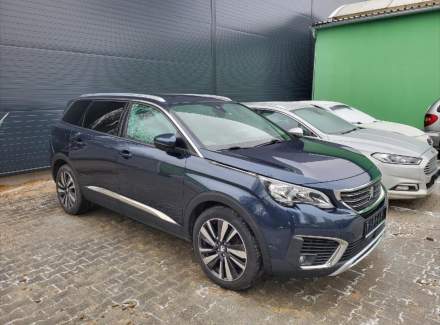 Peugeot - 5008