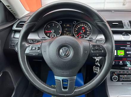 Volkswagen - Passat