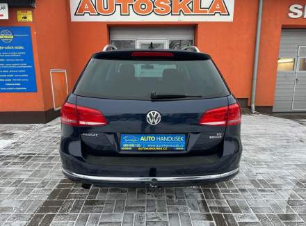 Volkswagen - Passat