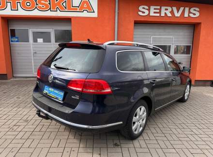 Volkswagen - Passat