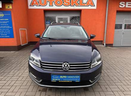 Volkswagen - Passat