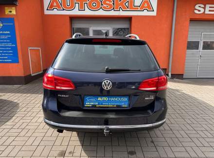 Volkswagen - Passat